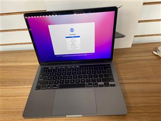 APPLE MACBOOK PRO, 8GB RAM, 512GB SSD, MODEL#: MXK52LL/A, COLOR: SILVER